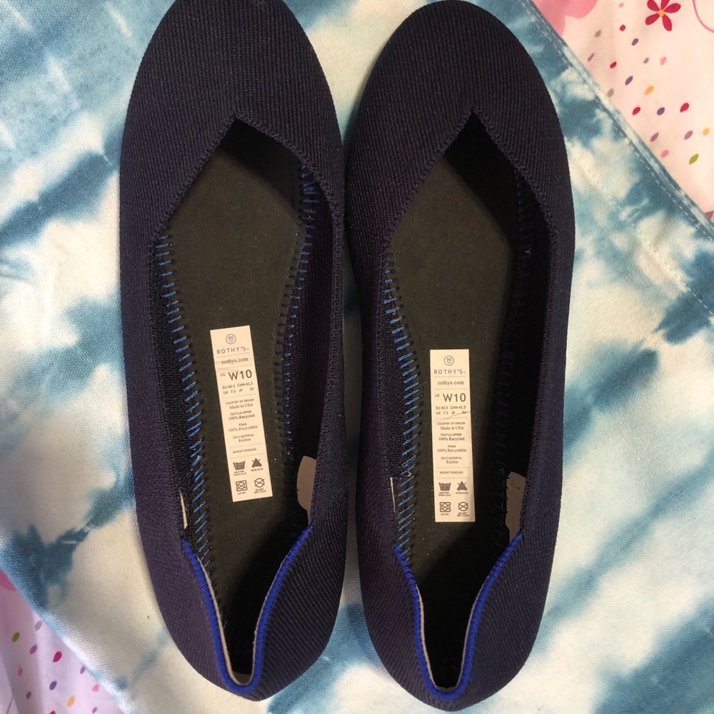 Navy Blue Rothy’s Size 10W NWOB